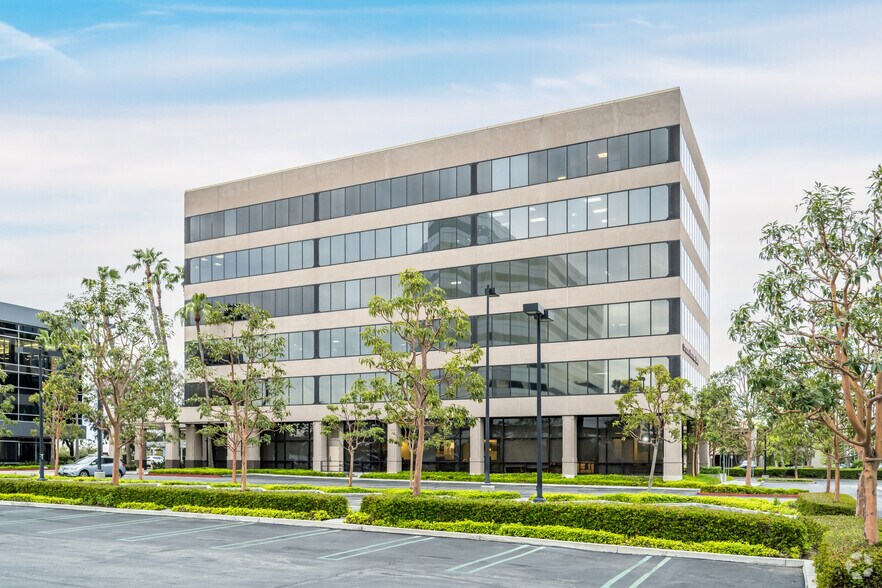 More Photos Of 1401 Dove St, Newport Beach Office For Lease