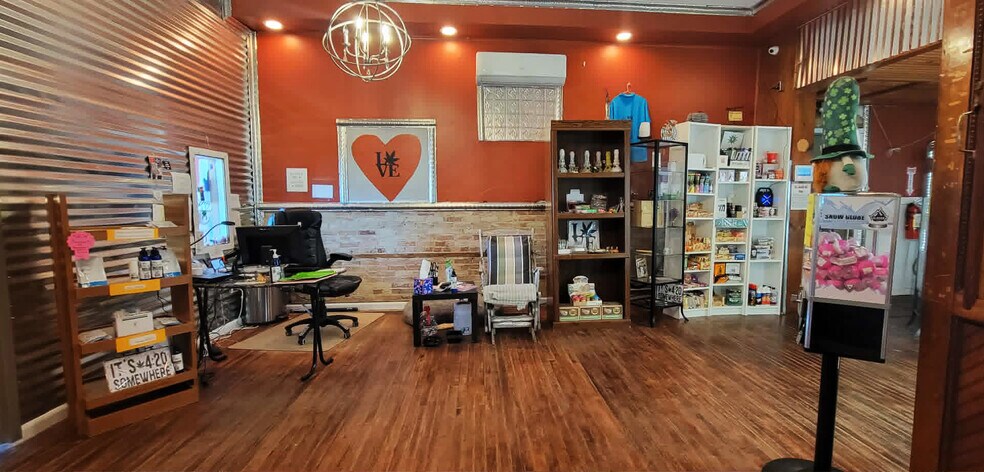 More Photos Of 7957 E State St, Central Lake General Retail For Sale