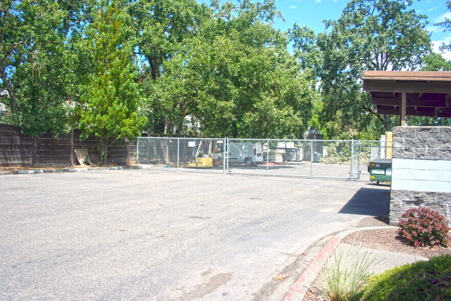 More Photos Of 5355 Skylane Blvd, Santa Rosa Light Manufacturing For Sale