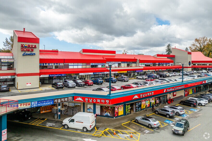 More Photos Of 4501 North Rd, Burnaby Storefront For Lease