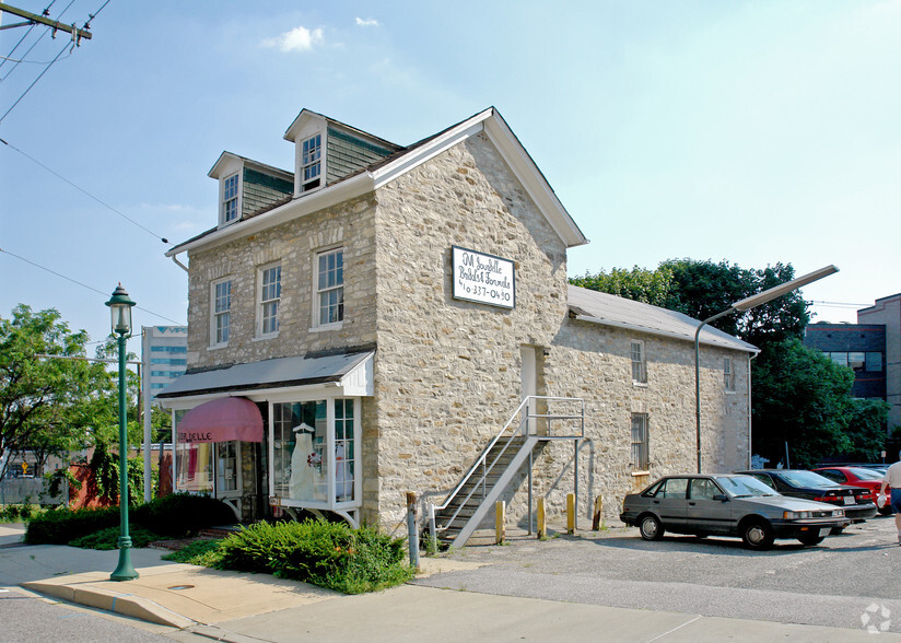 Primary Photo Of 617 York Rd, Towson Freestanding For Sale