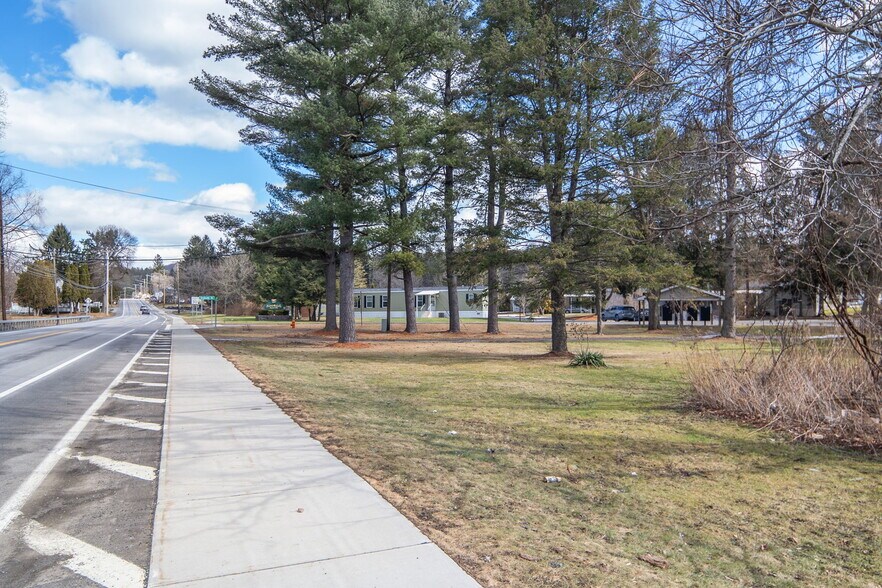 More Photos Of Graduate Drive, Ithaca Manufactured Housing Mobile Home Park For Sale