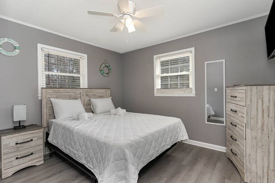 More Photos Of 508 33rd Ave S, North Myrtle Beach Apartments For Sale