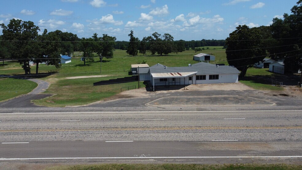 More Photos Of 4846 US Highway 67 W, Simms Daycare Center For Sale