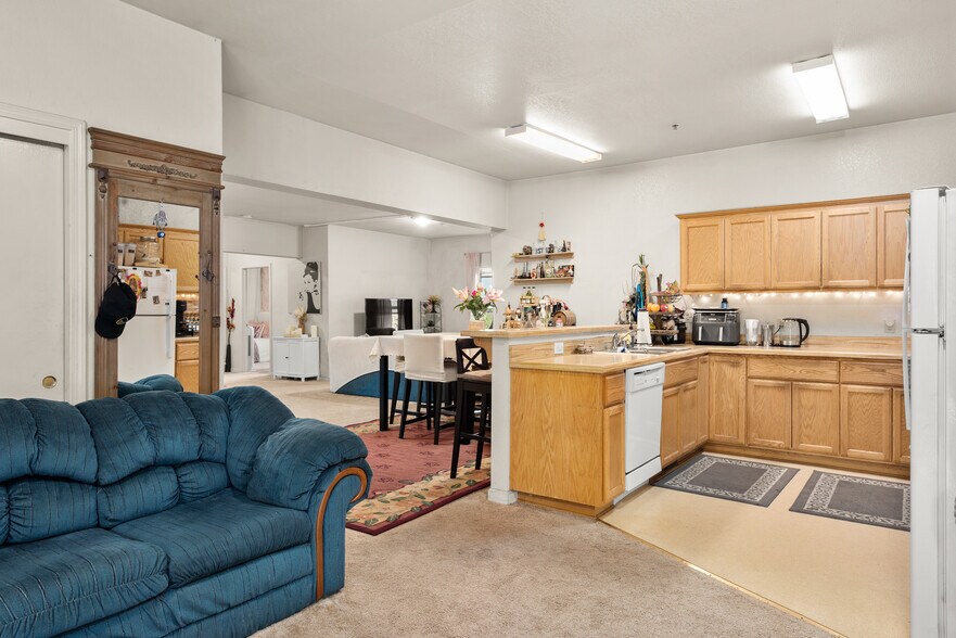 More Photos Of 45 Woodland Ave, San Rafael Apartments For Sale