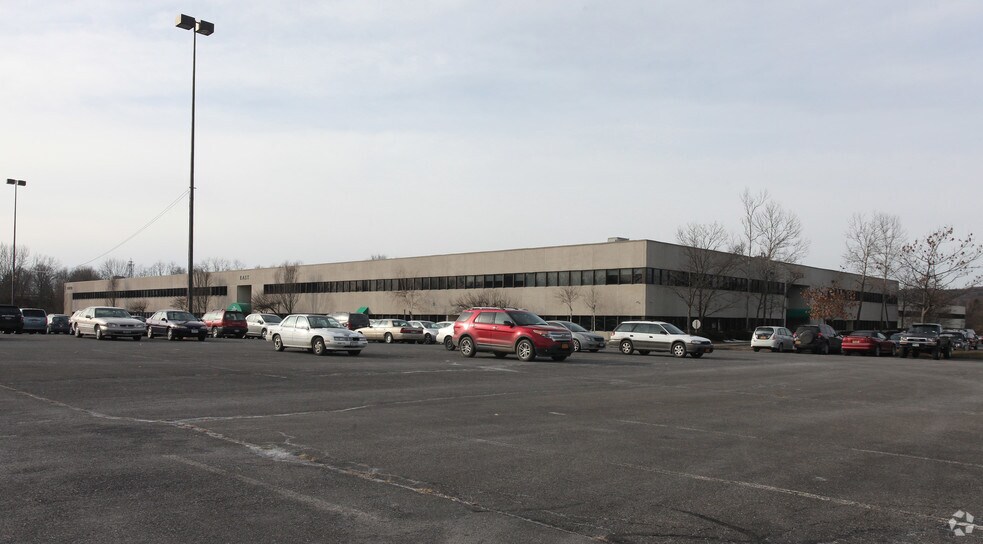 More Photos Of 701 Grant Ave, Lake Katrine Office For Lease
