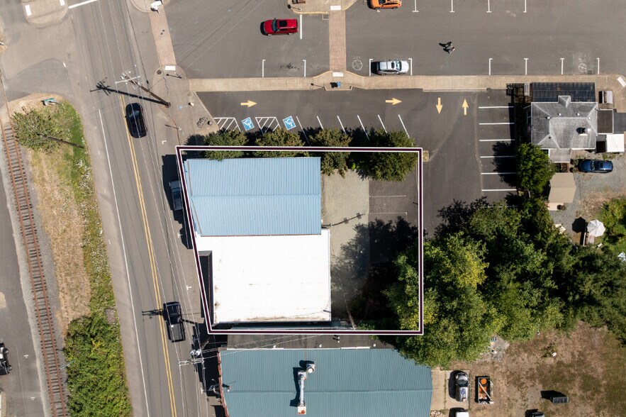 More Photos Of 625 Nehalem Blvd, Wheeler Storefront Retail Residential For Sale
