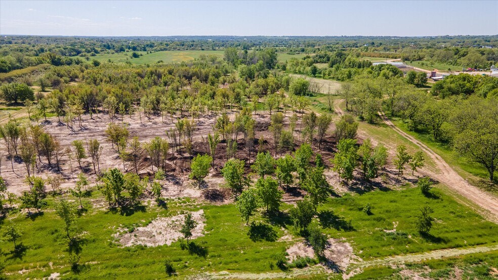 More Photos Of 6407 S US Highway 377, Stephenville Land For Sale