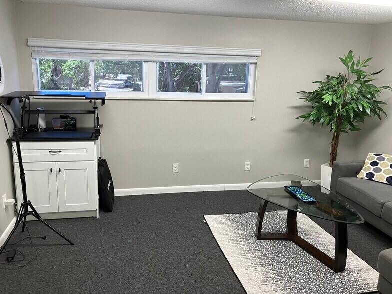 More Photos Of 400 9th Ave S, Safety Harbor Unknown For Lease