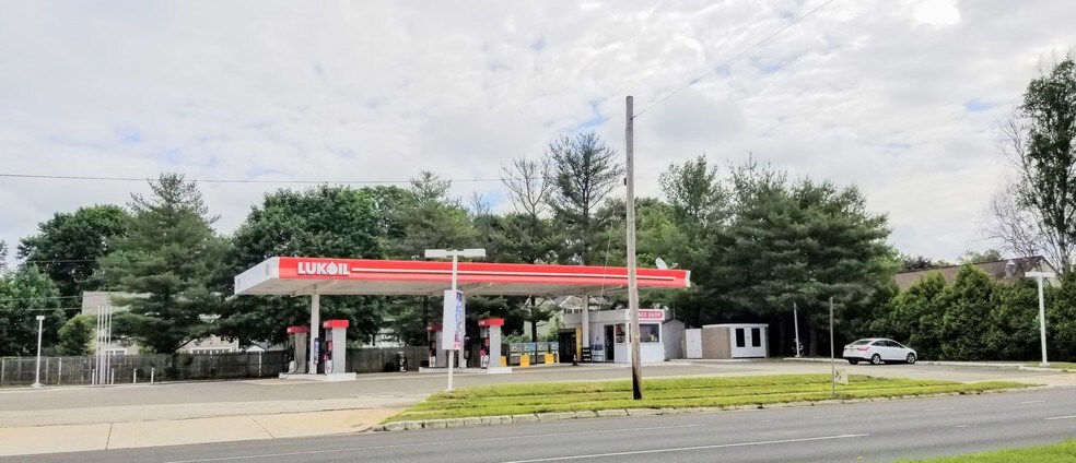 Primary Photo Of 48 State Route 10 W, Succasunna Service Station For Lease
