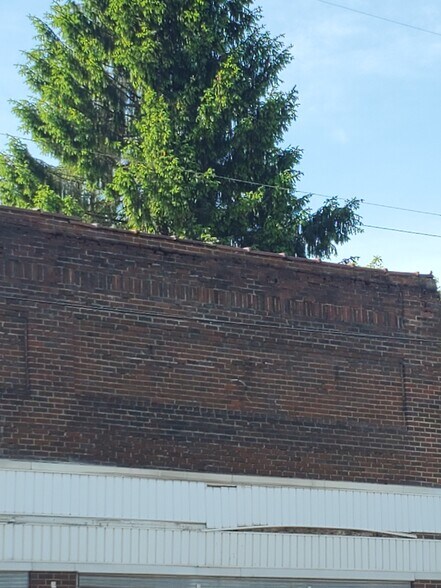 More Photos Of 506 Main St, Rainelle Storefront Retail Office For Sale