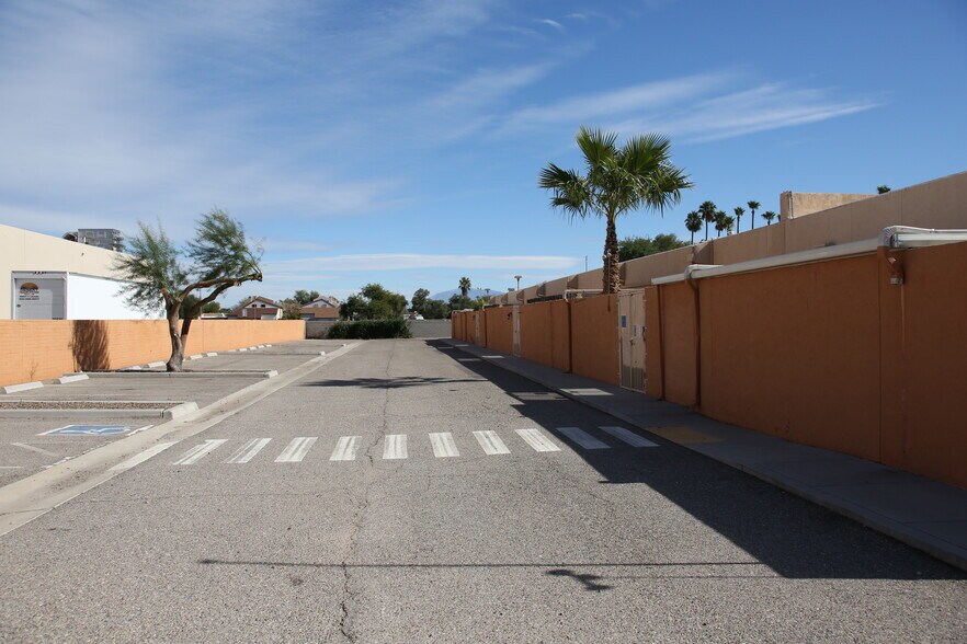 More Photos Of 502 N Silverbell Rd, Tucson Rehabilitation Center For Sale