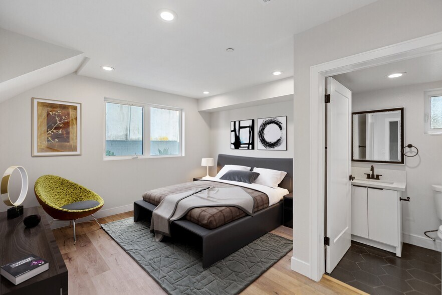 More Photos Of 1726 Menlo Ave, Los Angeles Apartments For Sale