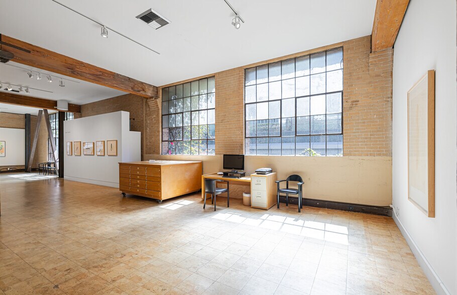 More Photos Of 657 Howard St, San Francisco Loft Creative Space For Lease