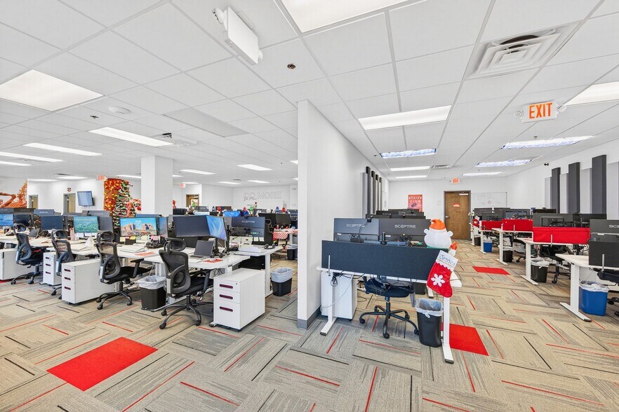 More Photos Of 930 S Harbor City Blvd SW, Melbourne Office For Sale