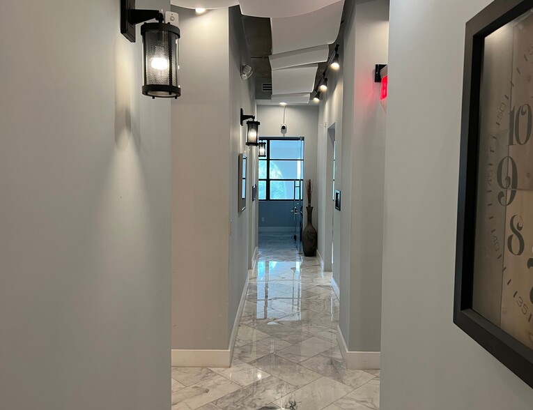 More Photos Of 3800 S Ocean Dr, Hollywood Office For Sale