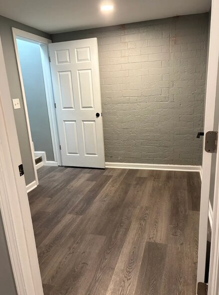 More Photos Of 1451 Mt Ulla Hwy, Mount Ulla Office For Lease