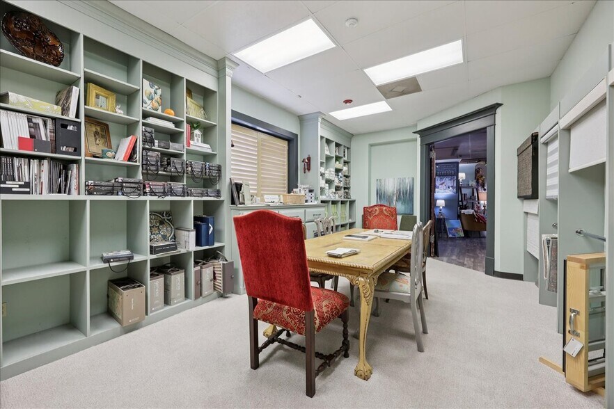 More Photos Of 911 Green Ave, Orange Storefront Retail Office For Sale