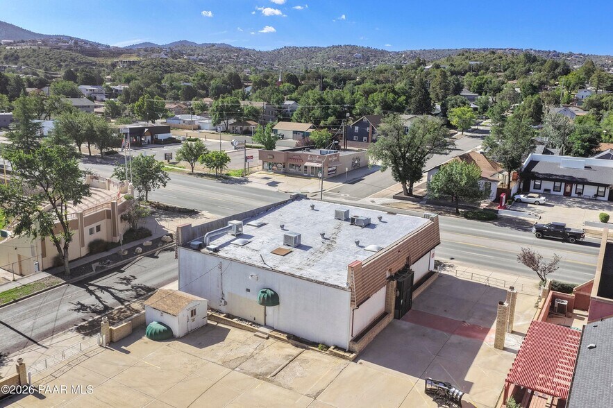 More Photos Of 620 E Gurley St, Prescott Restaurant For Sale