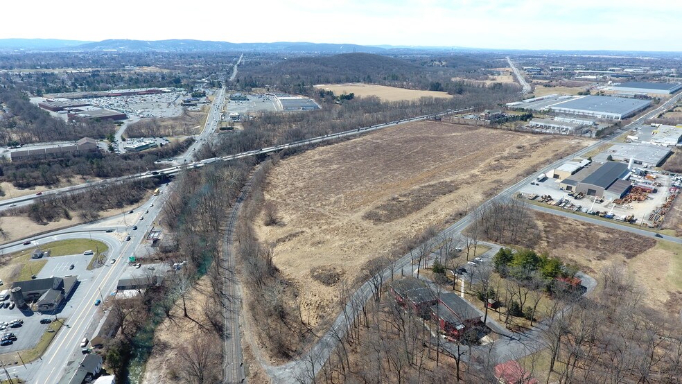 More Photos Of 3005 Brodhead Rd, Bethlehem Office For Sale