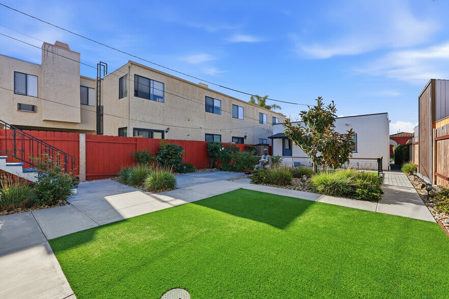 More Photos Of 4685 Hamilton St, San Diego Apartments For Sale