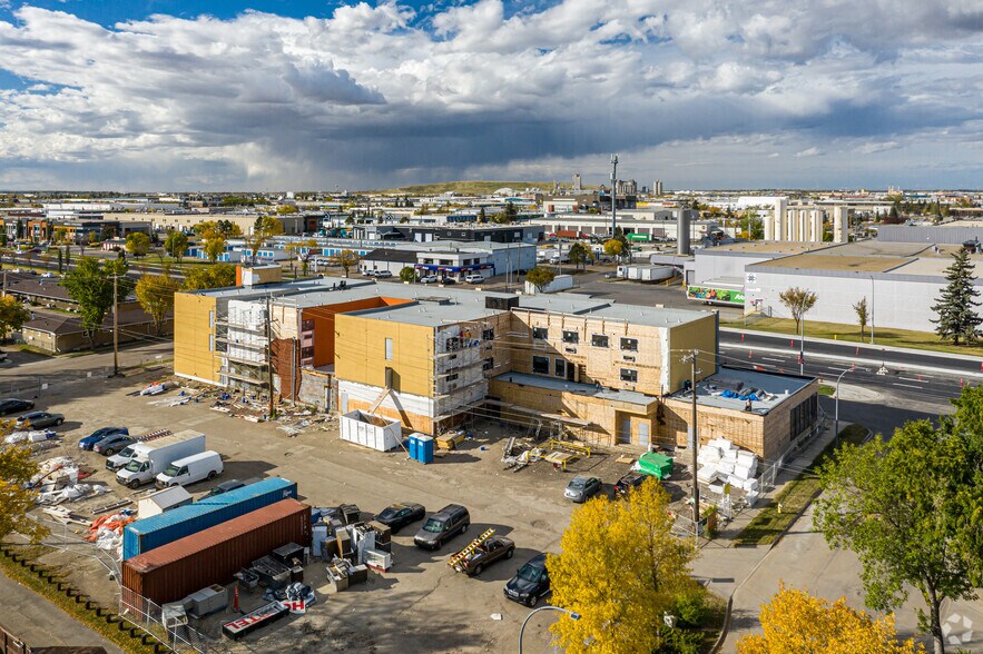 More Photos Of 15025 111 Ave NW, Edmonton General Retail For Lease