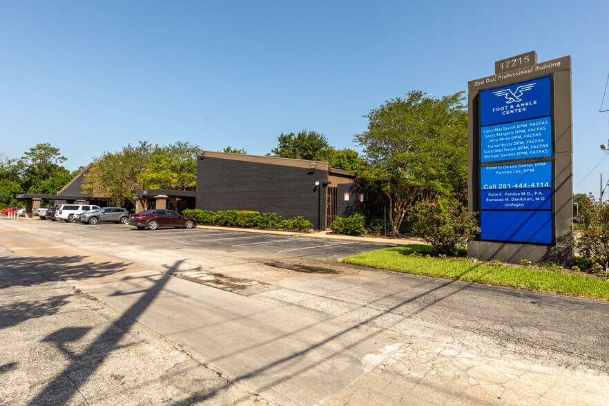 Primary Photo Of 17215 Red Oak Dr, Houston Medical For Sale