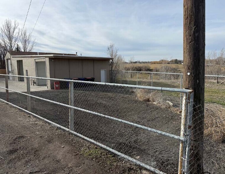 More Photos Of 592 Locust St S, Twin Falls Warehouse For Lease