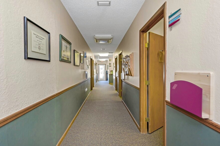 More Photos Of 701 N Hercules Ave, Clearwater Medical For Lease