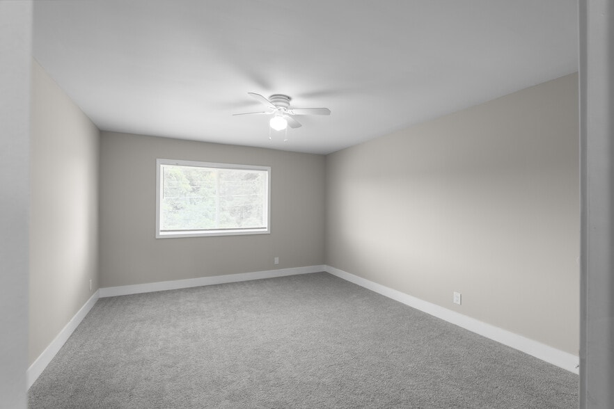 More Photos Of 2612 Steele Ave SW, Atlanta Apartments For Sale