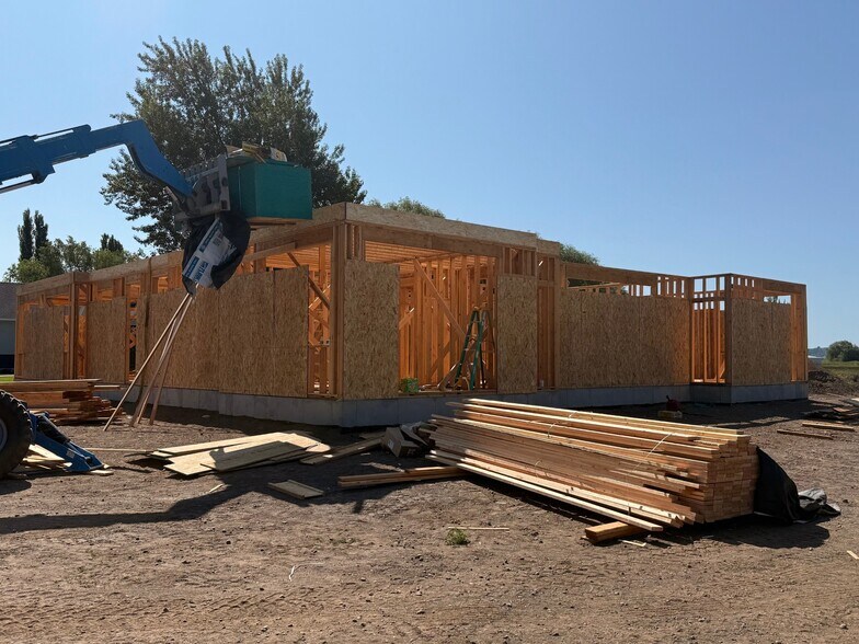 More Photos Of 865 3000 N, Rexburg Office For Lease