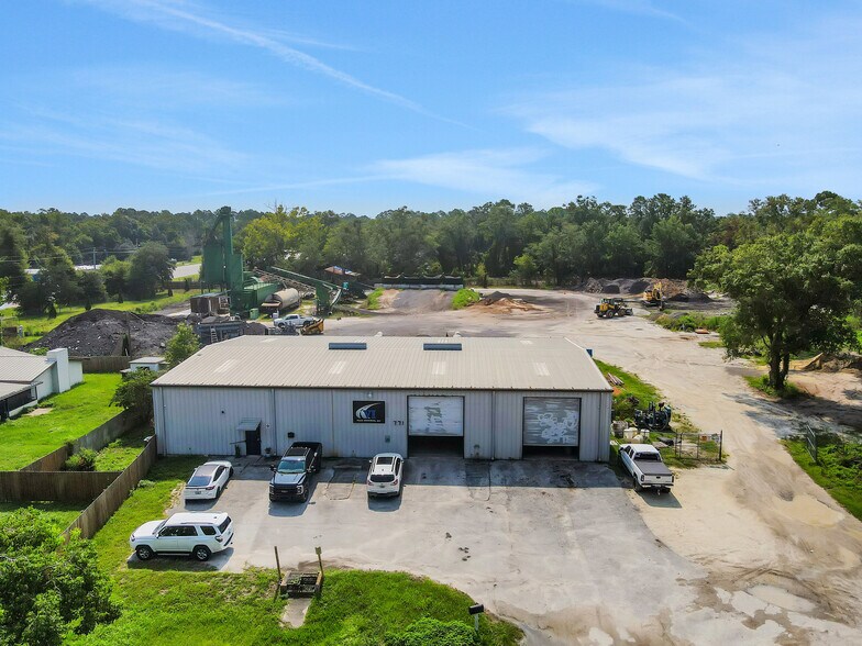 Primary Photo Of 771 Moody Rd, Palatka Service For Sale