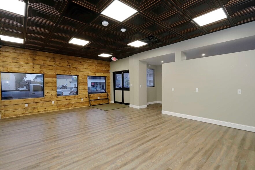 More Photos Of 489 Ashley Blvd, New Bedford Freestanding For Sale