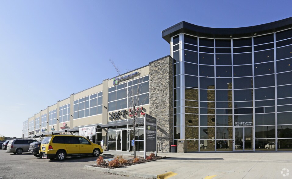 More Photos Of 204-270 91 St SW, Edmonton Storefront Retail Office For Lease