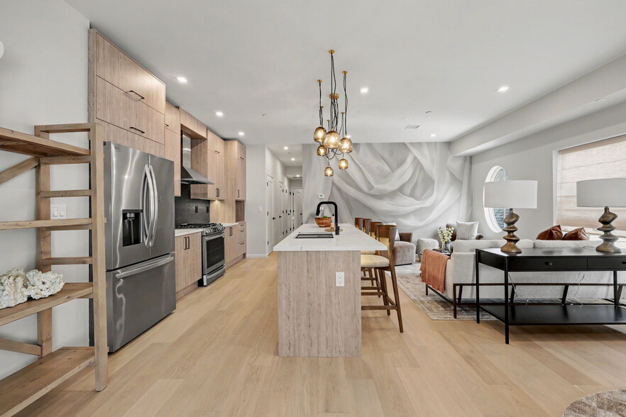 More Photos Of 63 Church St, Greenwich Apartments For Sale
