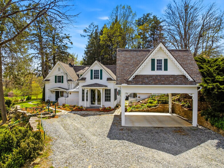 More Photos Of 90 Woody Farm Dr, Pisgah Forest Specialty For Sale