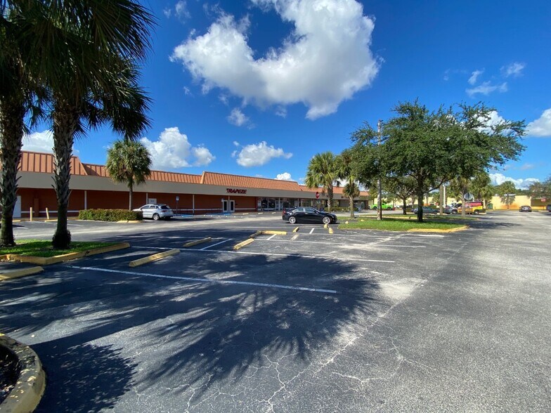 More Photos Of 5201-5299 N State Road 7, Tamarac Storefront For Lease