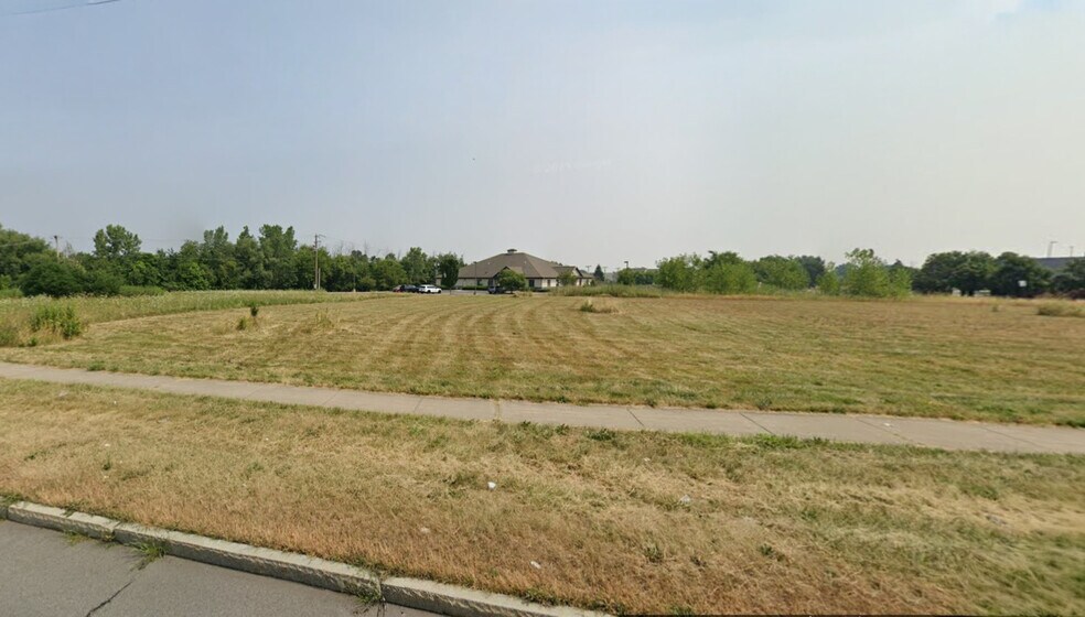 More Photos Of 200 Bram Hall dr, Greece Flex For Sale