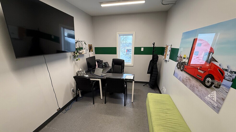 More Photos Of 46 Don Valley Pky, Sunnyside Warehouse For Sale