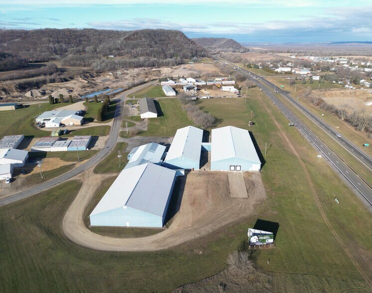 More Photos Of 170 Industrial Ct, Wabasha Warehouse For Lease