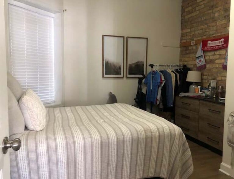 More Photos Of 2838 N Albany Ave, Chicago Apartments For Sale
