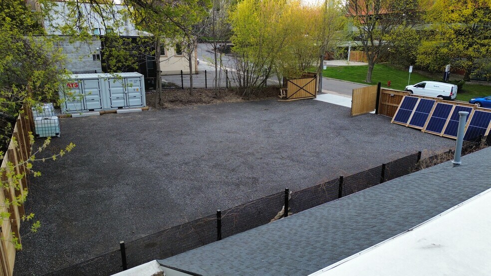 More Photos Of 43 Glen Rd, Hamilton Land For Lease