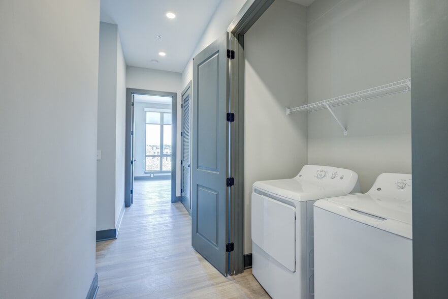 More Photos Of 352 S Walker St, Cary Apartments For Lease