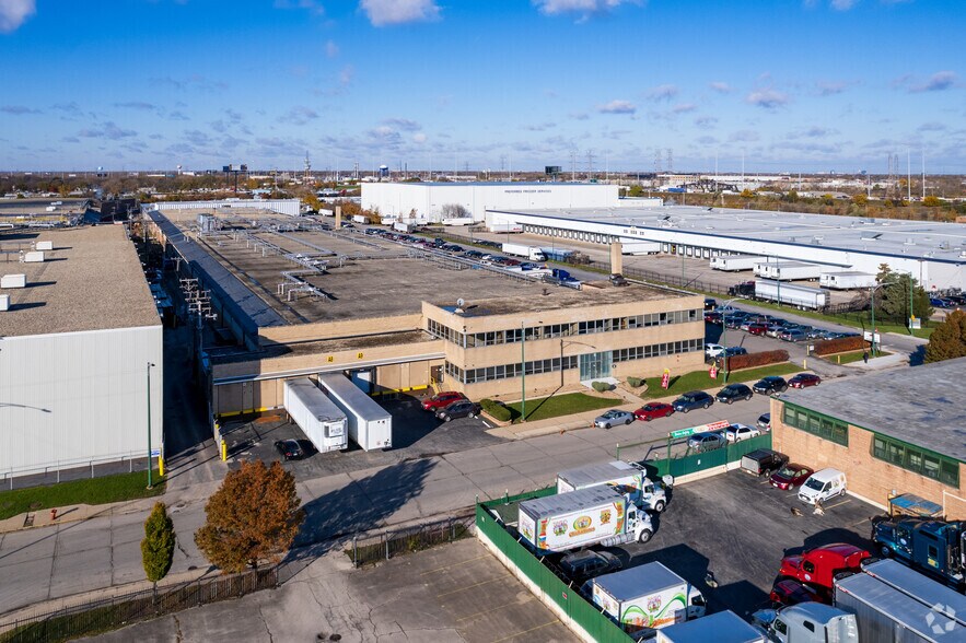 More Photos Of 4220 S Kildare Ave, Chicago Industrial For Sale