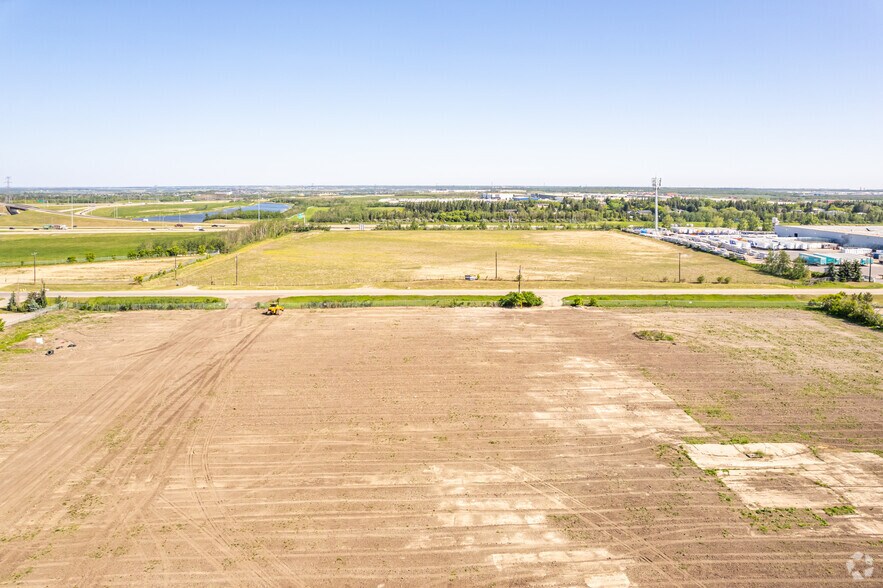 More Photos Of 18961 118A Ave NW, Edmonton Land For Lease