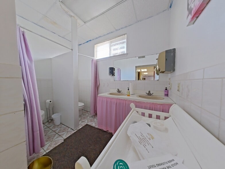 More Photos Of 3914 N 6th St, Philadelphia Religious Facility For Sale