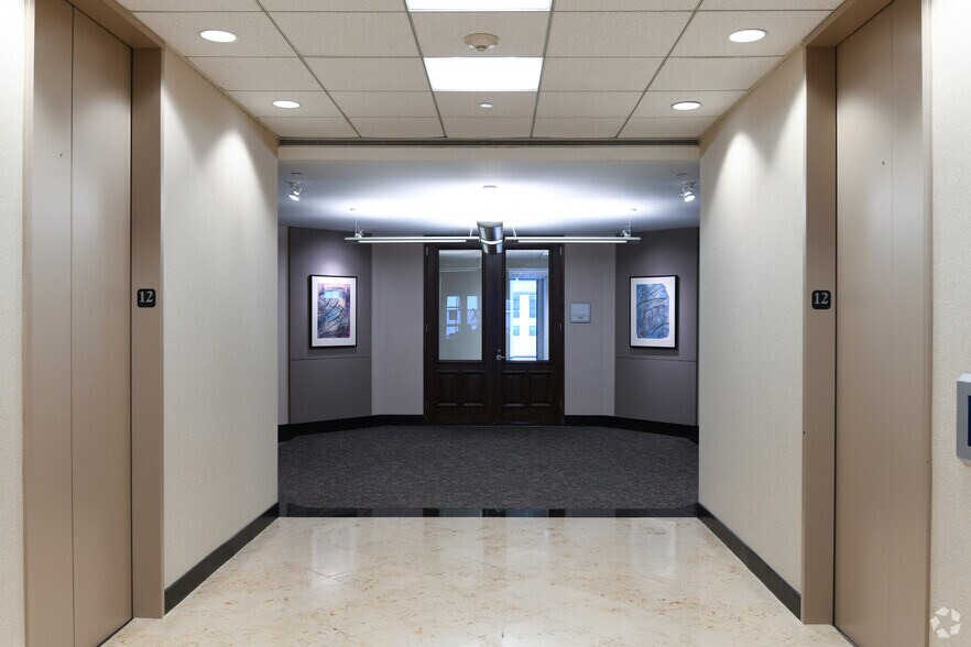More Photos Of 1300 Post Oak Blvd, Houston Office For Lease