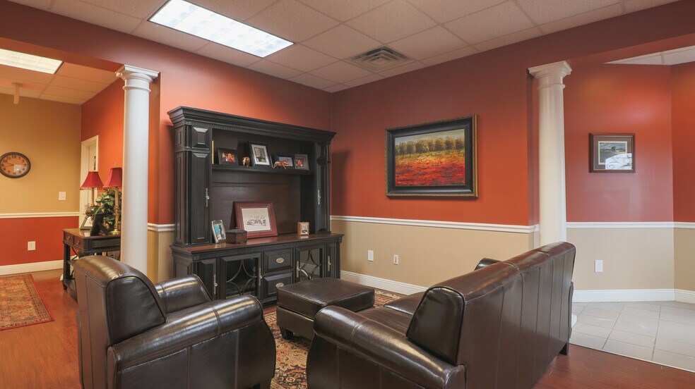 More Photos Of 2550 Marshall Rd, Biloxi Medical For Sale