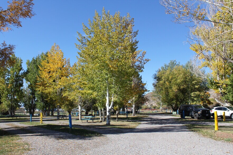 More Photos Of 735 W Park St, Dillon Trailer Camper Park For Sale