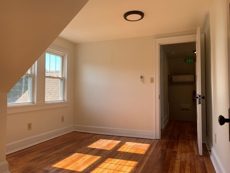 More Photos Of 729 N Hickory Ave, Bel Air Office For Lease